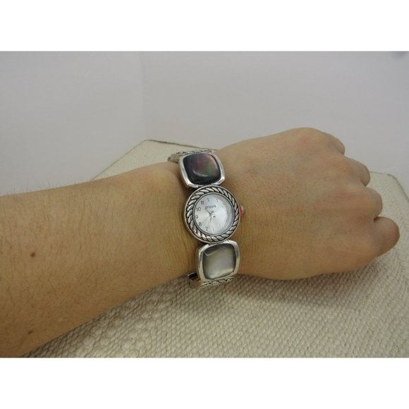 NWOT SILVERTONE CUFF WATCH - Picture 4 of 11